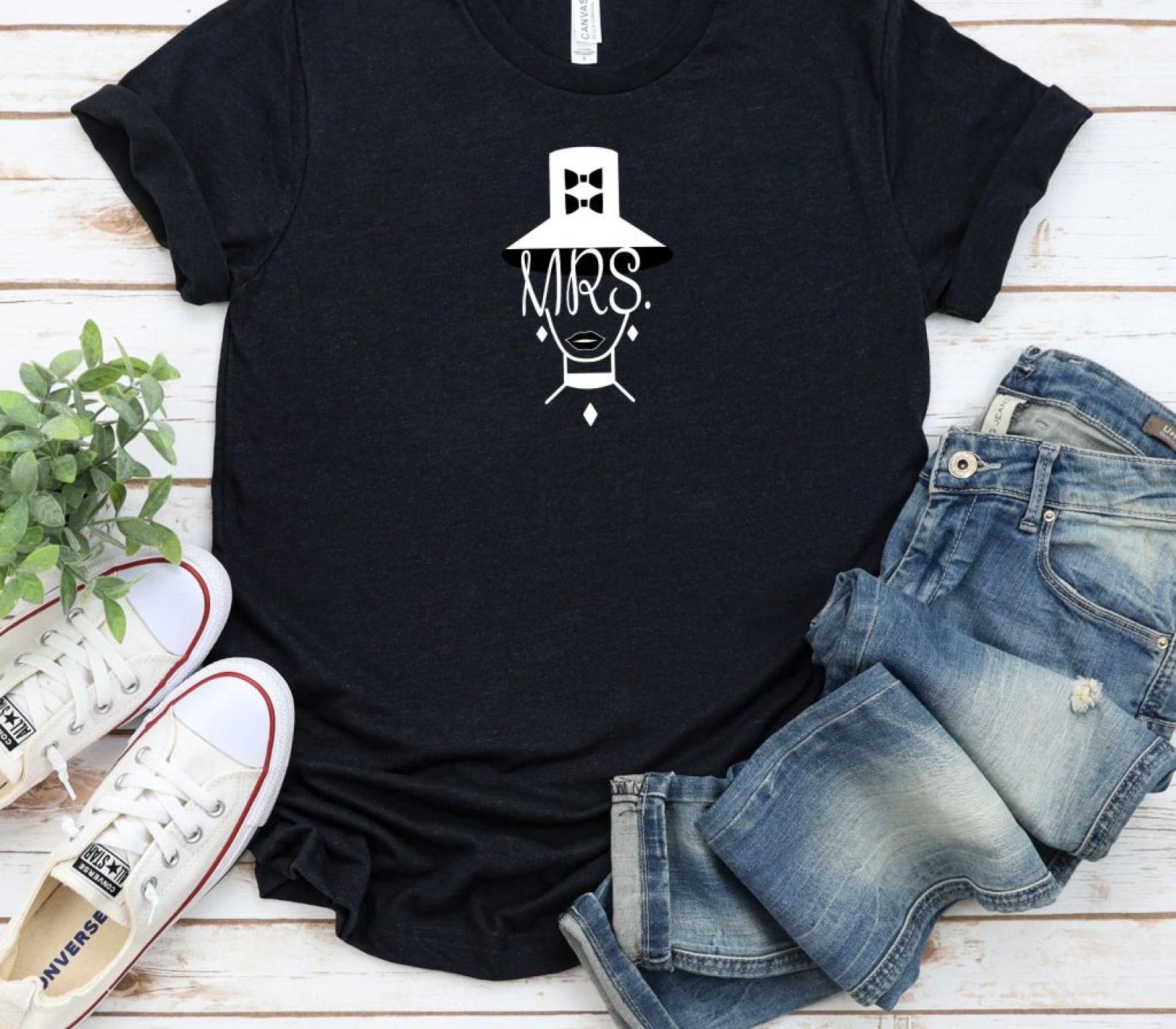 Just Married Mr. & Mrs. Matching Outfits - Cute Vintage Set for Couples & Honeymoon Gifts - Image 5